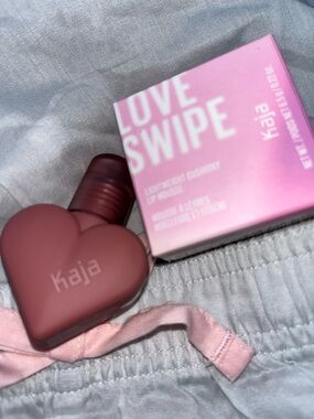 Kaja loveswipe NWOB